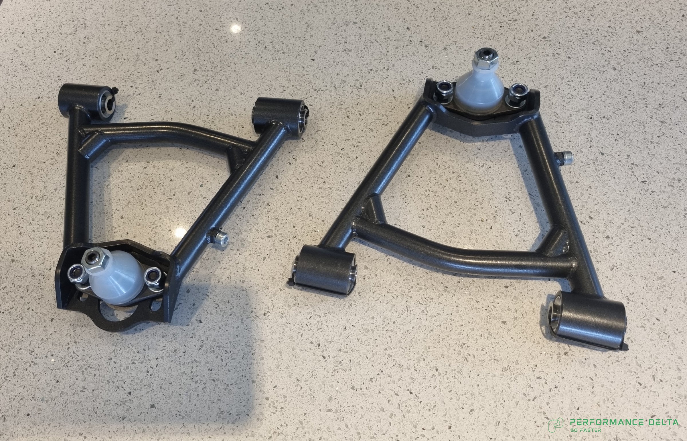 Kugelgelenke für Cybul Vorderachs-Querlenker (oben) für MX-5 / Miata NC / RX-8