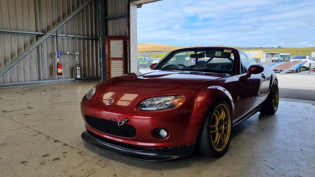 Mazda MX5 NC at the race track